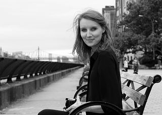 Elisa deCourcy