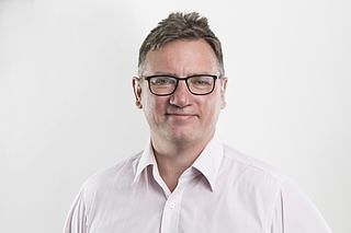 Peter Lewis
